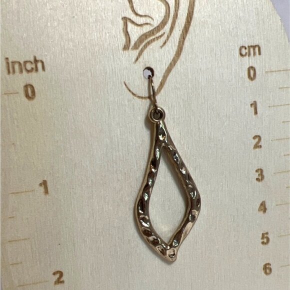 Gold-Toned Hammered Teardrop 2" Dangle Drop Fishhook Earrings Gently Lightweight - Picture 4 of 5